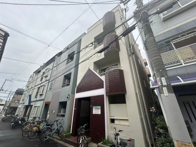 メモリアルタウンA棟の外観