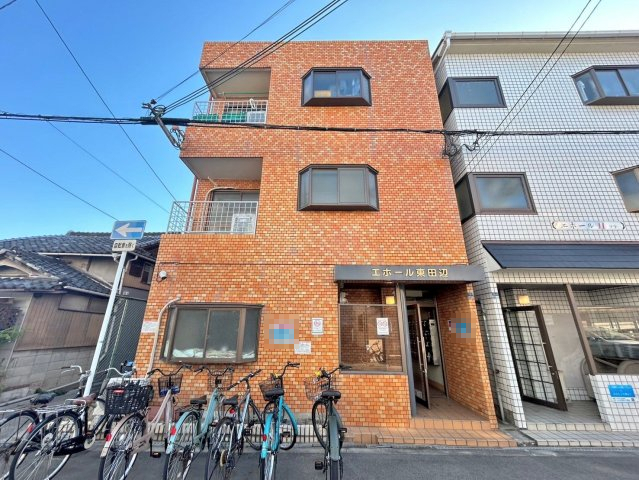 エホール東田辺の外観