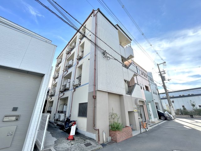 井ノ上マンションの外観