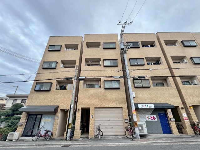 大阪市東住吉区湯里４丁目の賃貸アパートの外観