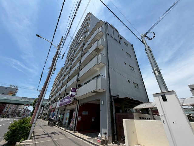 シロハイヌ湯里の外観