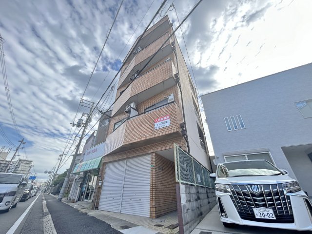 大阪市平野区加美西２丁目の賃貸マンションの外観