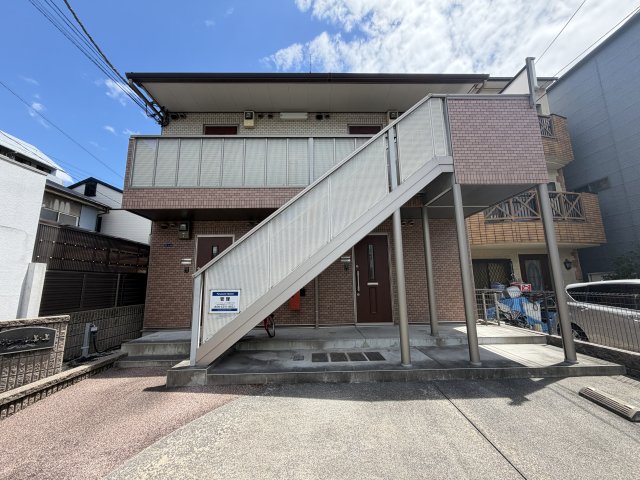 大阪市東住吉区北田辺１丁目の賃貸アパートの外観