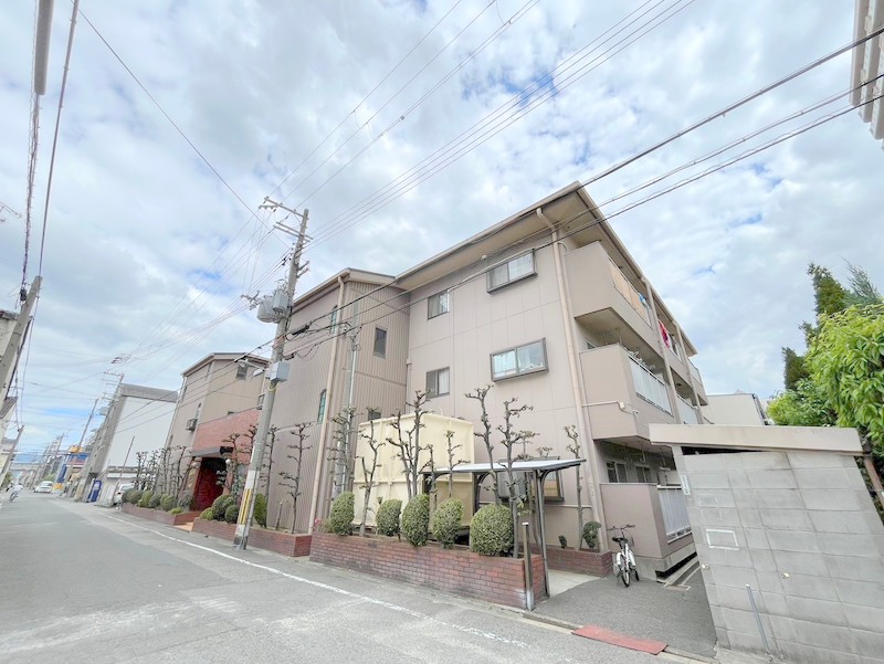 ノウブルハイツ平野の外観