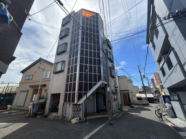 大阪市平野区平野本町４丁目の賃貸マンションの外観