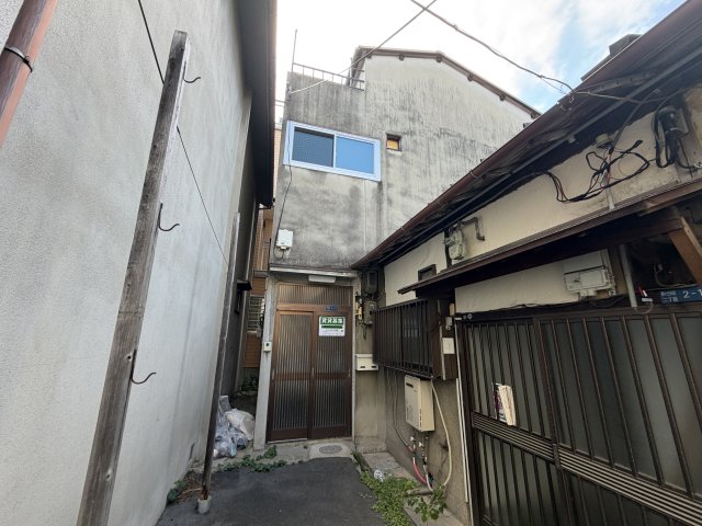 大阪市東住吉区照ケ丘矢田２丁目の賃貸テラスハウスの外観