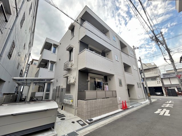 大阪市平野区平野東３丁目の賃貸アパートの外観