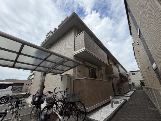 大阪市平野区加美西１丁目の賃貸アパートの外観