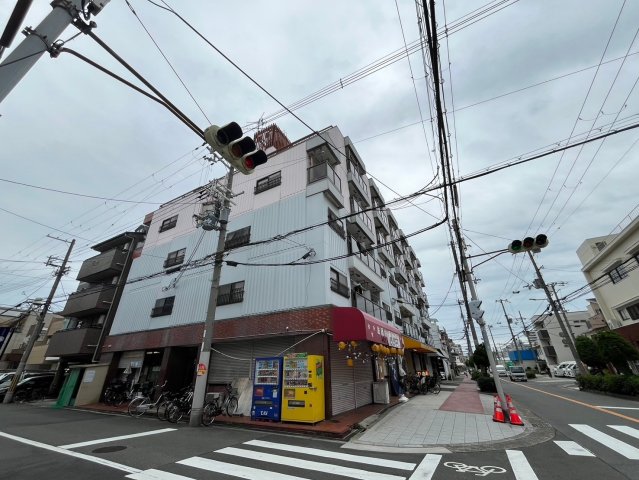 大阪市平野区平野西３丁目の賃貸マンションの外観