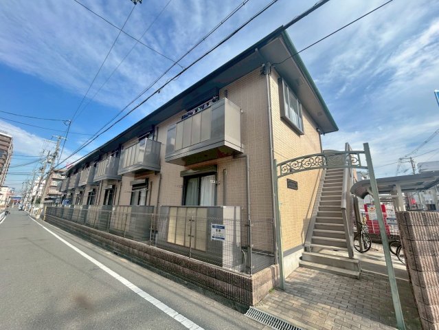 大阪市平野区瓜破１丁目の賃貸アパートの外観