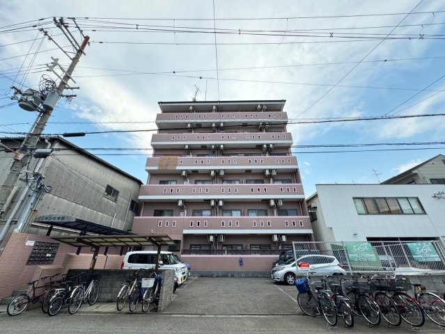 大阪市平野区平野東４丁目の賃貸マンションの外観