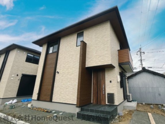 フォレストメゾン松原小川の外観