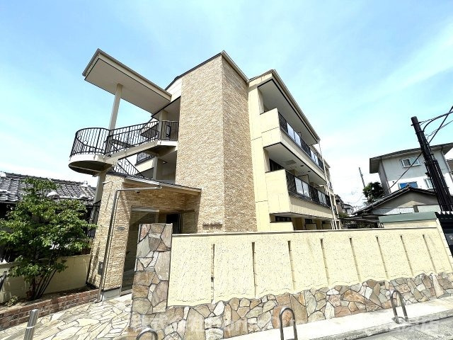 Casa de Perlaの外観