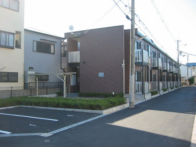 レオネクストファイブストリートの外観