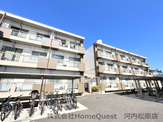 レミーハイツの外観