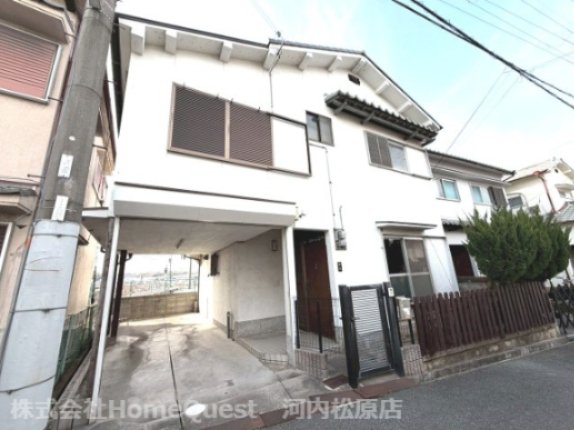 東阪田貸家の外観