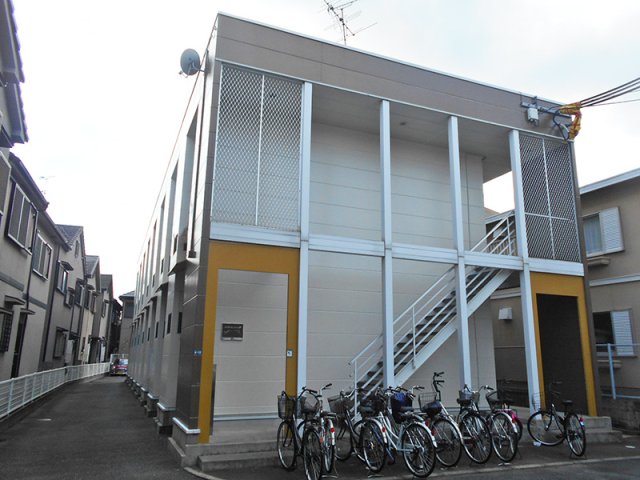 レオパレス小山の外観