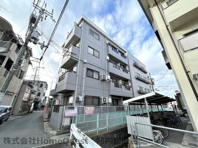 アドバンス恵我之荘の外観