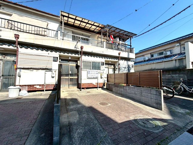 新金岡西側貸家の外観