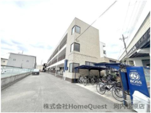 グローバル伸和の外観