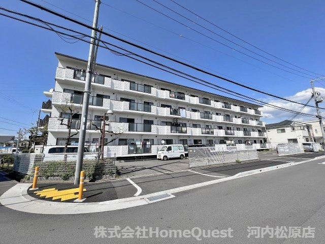 ライゼックス新堂の外観