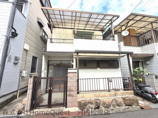 高鷲5丁目貸家の外観