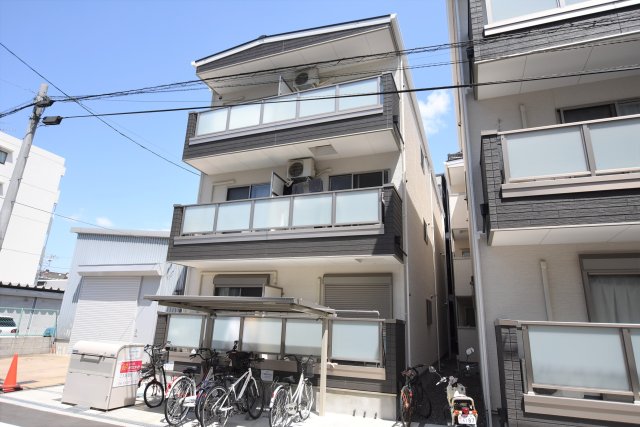 F asecia forceの外観