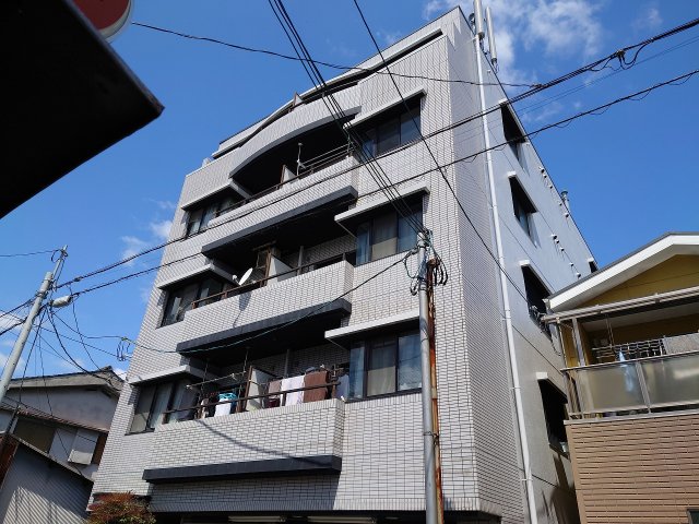 リアーズ小路東の外観