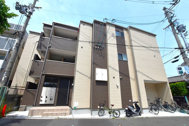 F asecia Schedar（エフアセシアシェダル）の外観