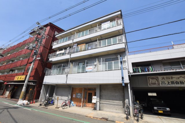 YSマンションの外観