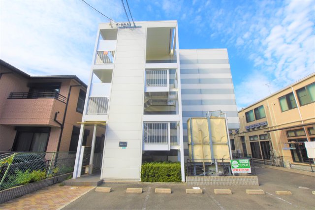 平野市町マンションの外観