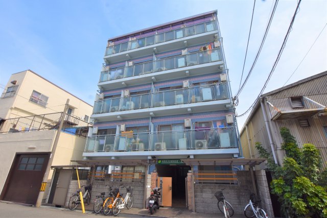 レジデンス西脇の外観