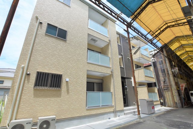 レジーナエストの外観