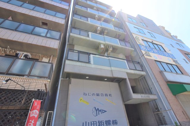 クレスト25の外観