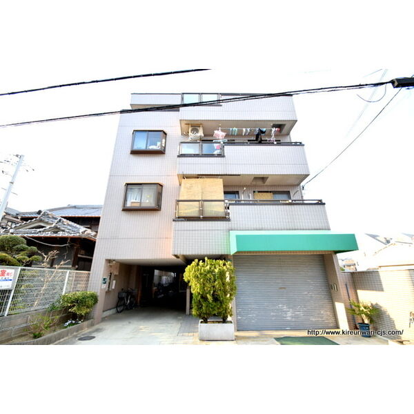 サンライフ馬野の外観