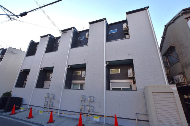 choros（クォーロス）の外観