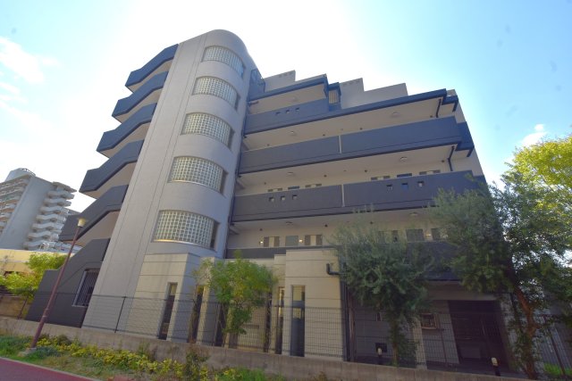 アヴァンシア2000