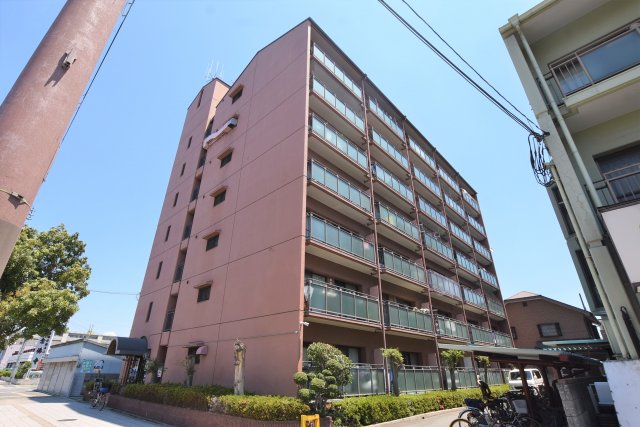 シャローム平野の外観