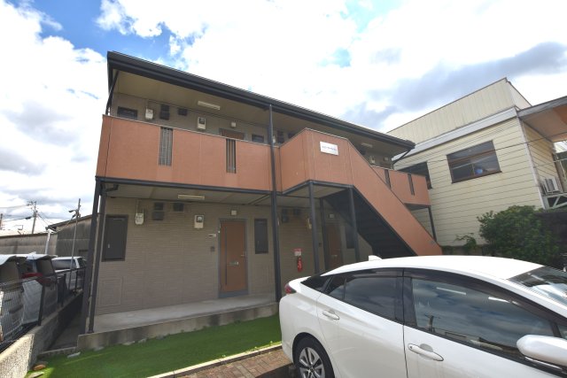 ハイツ・サーティワンの外観