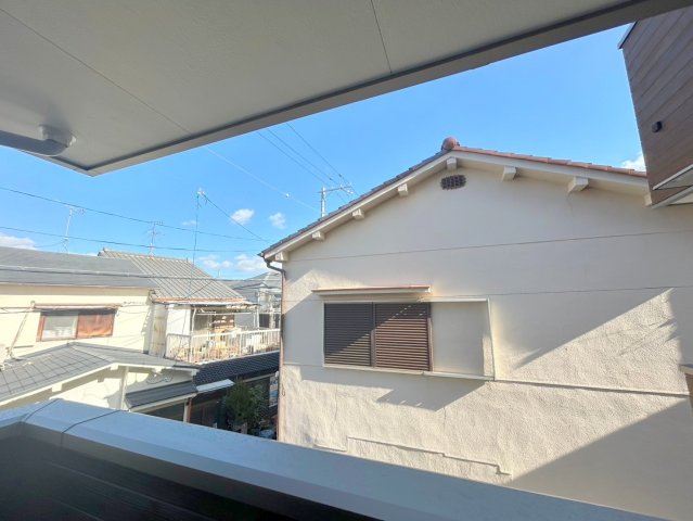 この見晴らしが明るいお部屋を作ってますよ。 