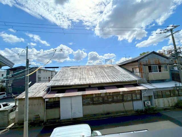 この見晴らしが明るいお部屋を作ってますよ。 