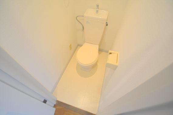 清潔感のあるトイレは、誰もがリラックスできる空間です。 