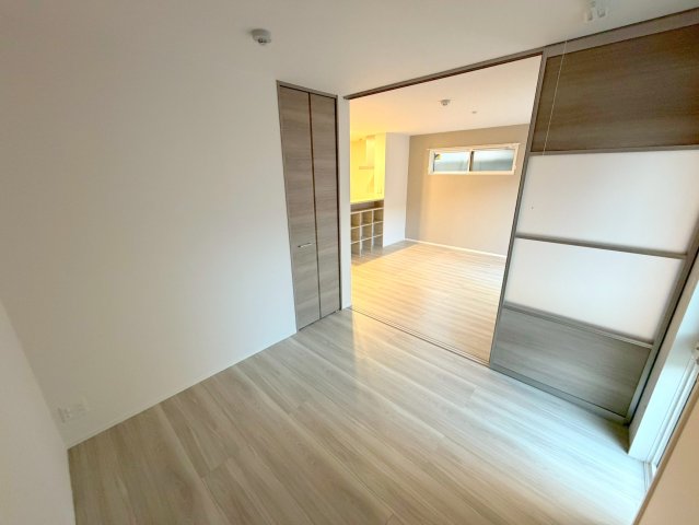 ゆとりのあるベッドルームで快適な睡眠をとってくださいね。 