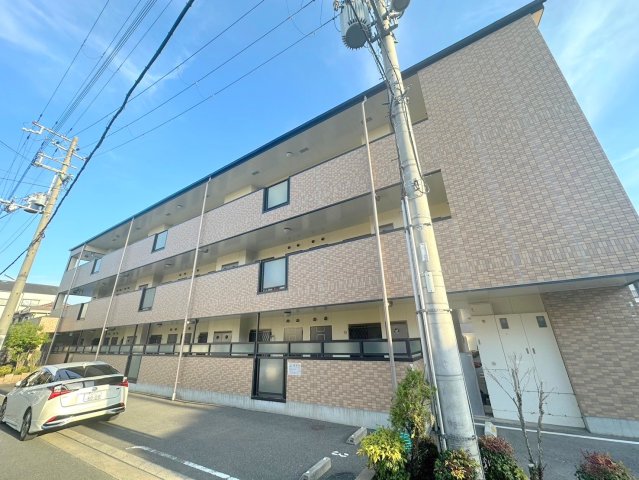 綺麗な外観の素敵なお部屋があなたを待っています。 