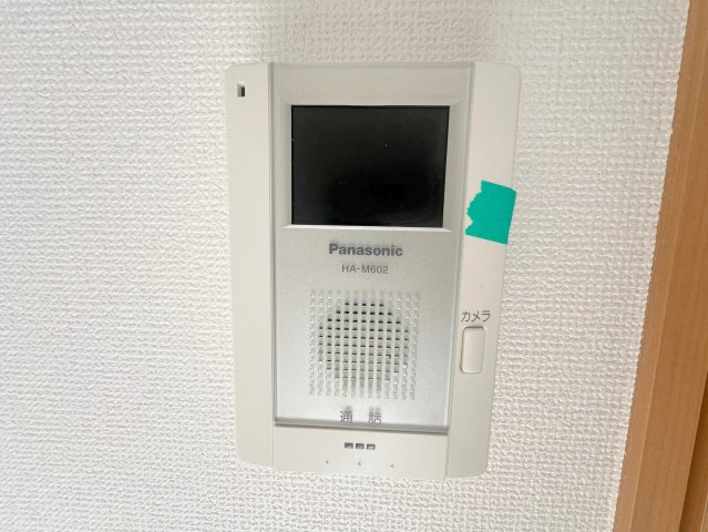 TVモニターホンで来客が誰か確認してから開けて下さいね 