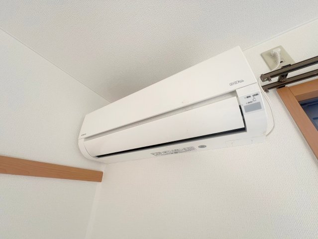 エアコンが最初からついているのは、本当に助かりますね。 