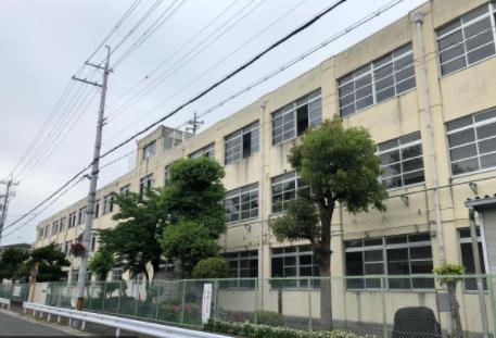【小学校】東大阪市立花園小学校まで484ｍ
