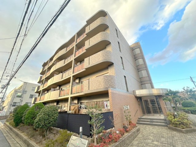 綺麗な外観の素敵なお部屋があなたを待っています。 