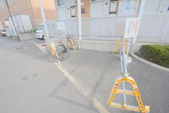 あなたの大事な自転車も安心してとめることができますね。 
