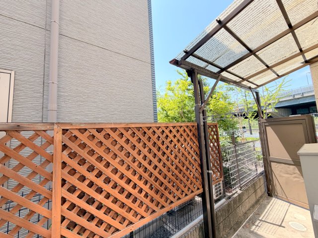 この見晴らしが明るいお部屋を作ってますよ。 